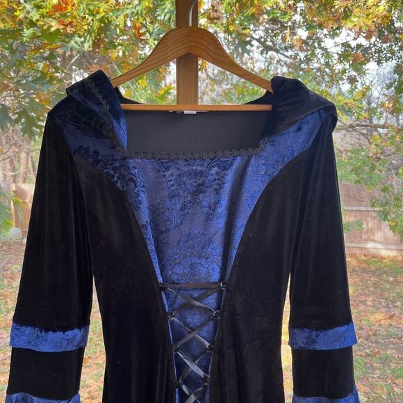 Victorian Choice Women's Black And Blue Velvet Medieval Dress Size L - Picture 3 of 13